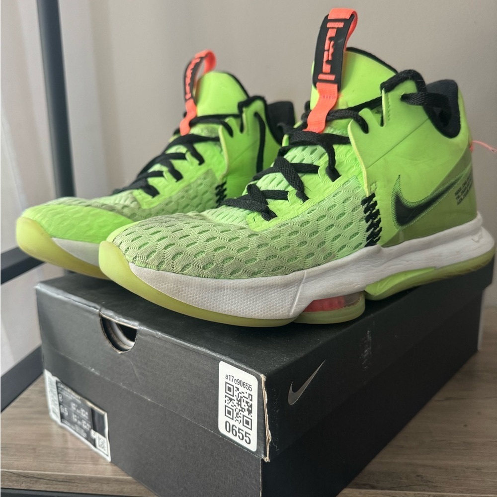 SOLD- Authentic Nike 2021 LeBron Witness 5 “Grinch”